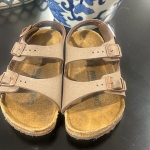 Girls size 8.5 Birkenstock worn once